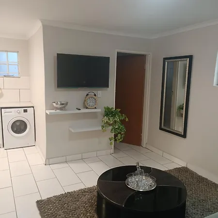Innes Self-Catering Apartment Bloemfontein Exterior photo